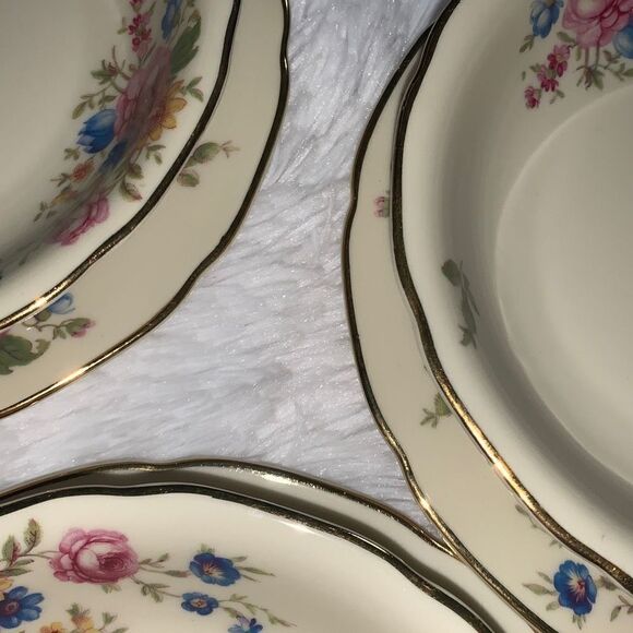 Vintage 1930’s Selb Bavaria Heinrich & Co Set of 4 Bowls and Plates - Picture 13 of 16